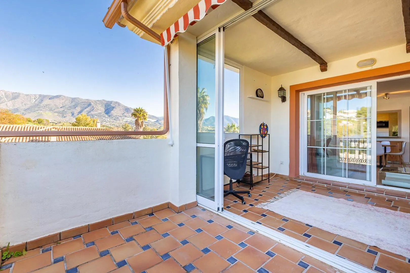 Golf, Family & Beach Semi-Penthouse Mijas